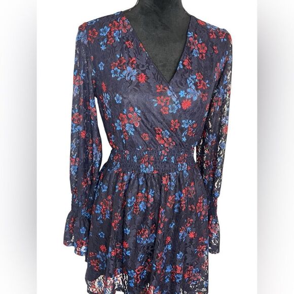 NWOT DISNEY PRINCESS WOMENS BLUE FLORAL LACE LONG SLEEVE V-NECK DRESS SIZE SMALL - Picture 9 of 11